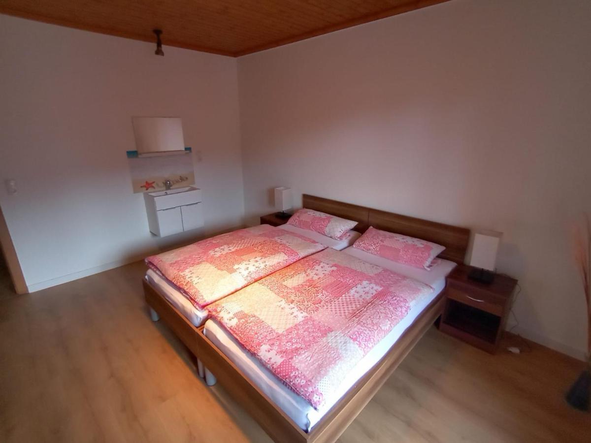 Adenauer Cottage エクステリア 写真